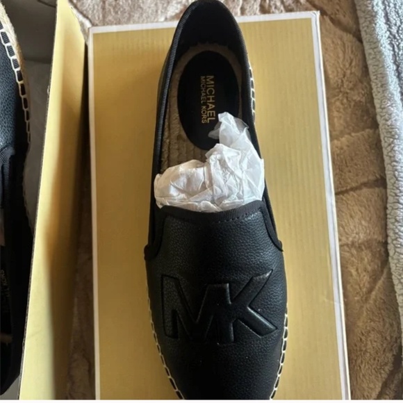 Michael Kors Women’s Hastings Espadrille’s - Picture 3 of 4